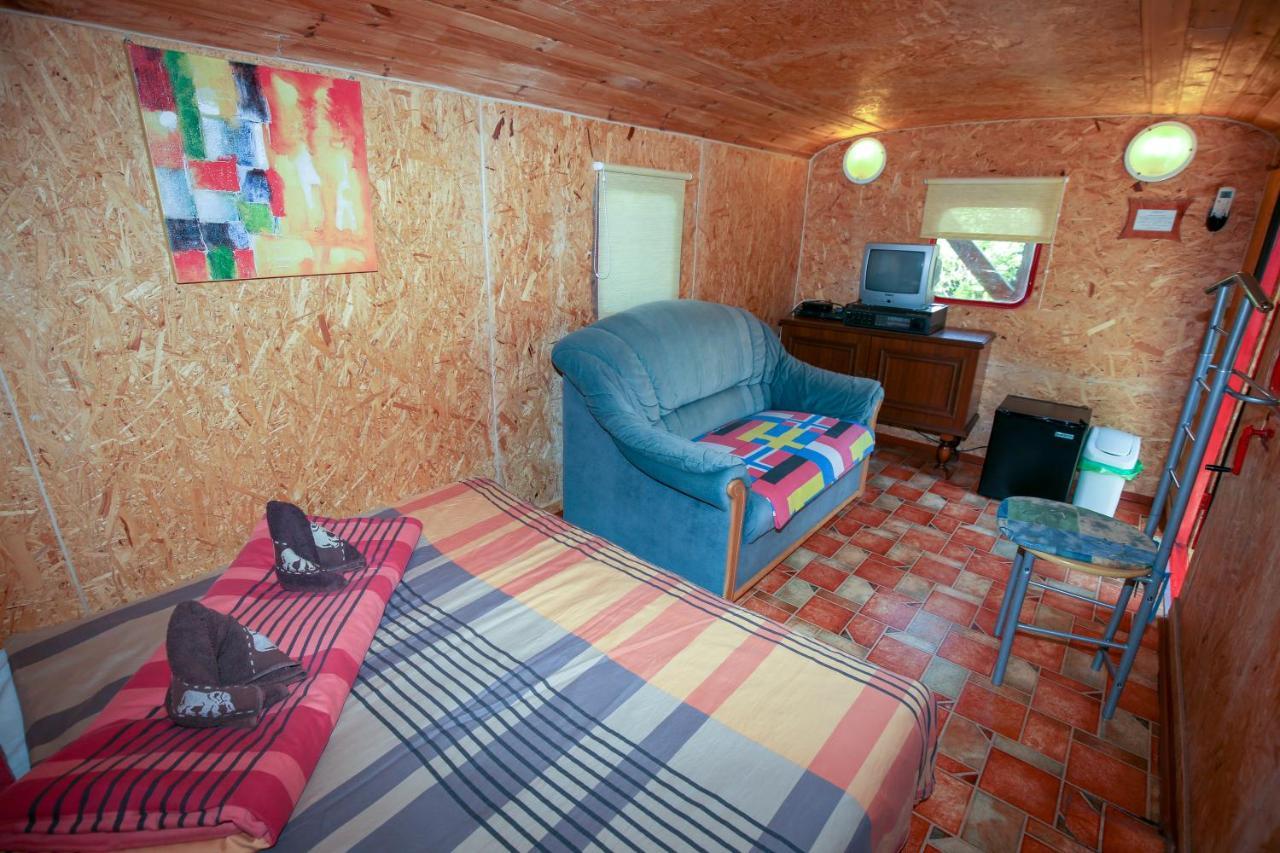 Karavan Sturovo Exterior photo